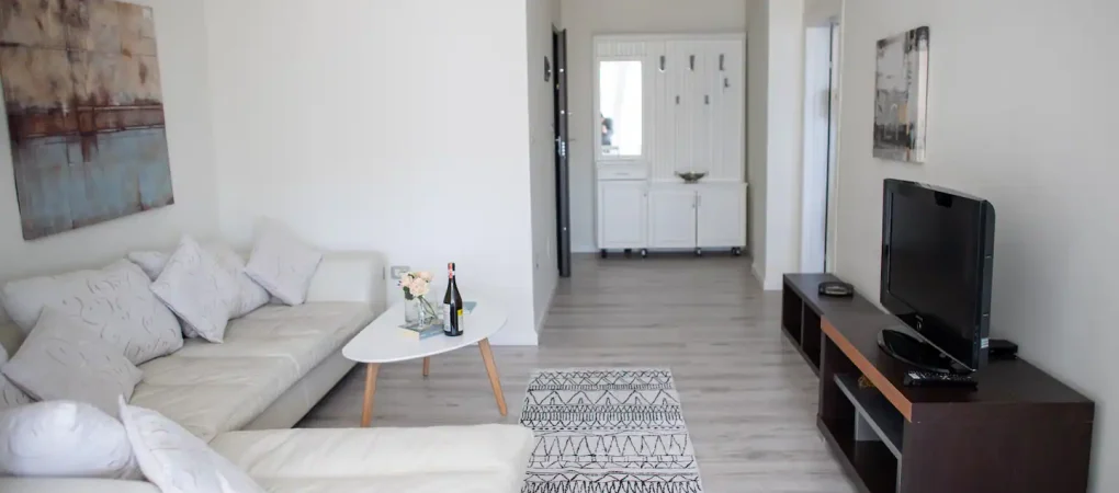 3722830e-f207-416e-969b-8e7bb4876c18